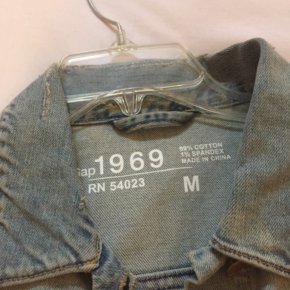 Light blue GAP jeans jacket vest - Picture 4 of 4